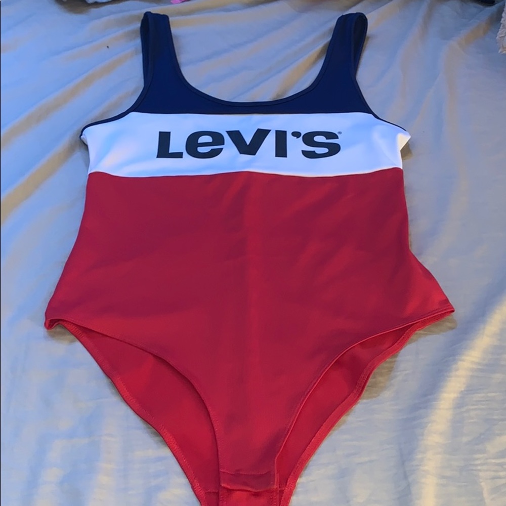 Levi’s bodysuit